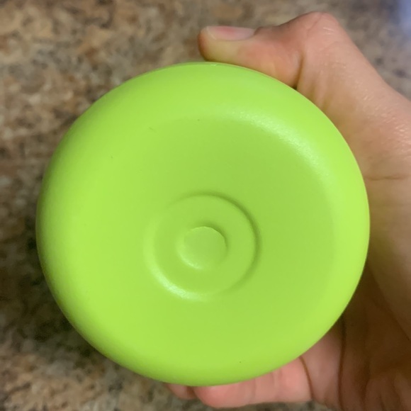 Lululemon water bottle - Picture 3 of 8